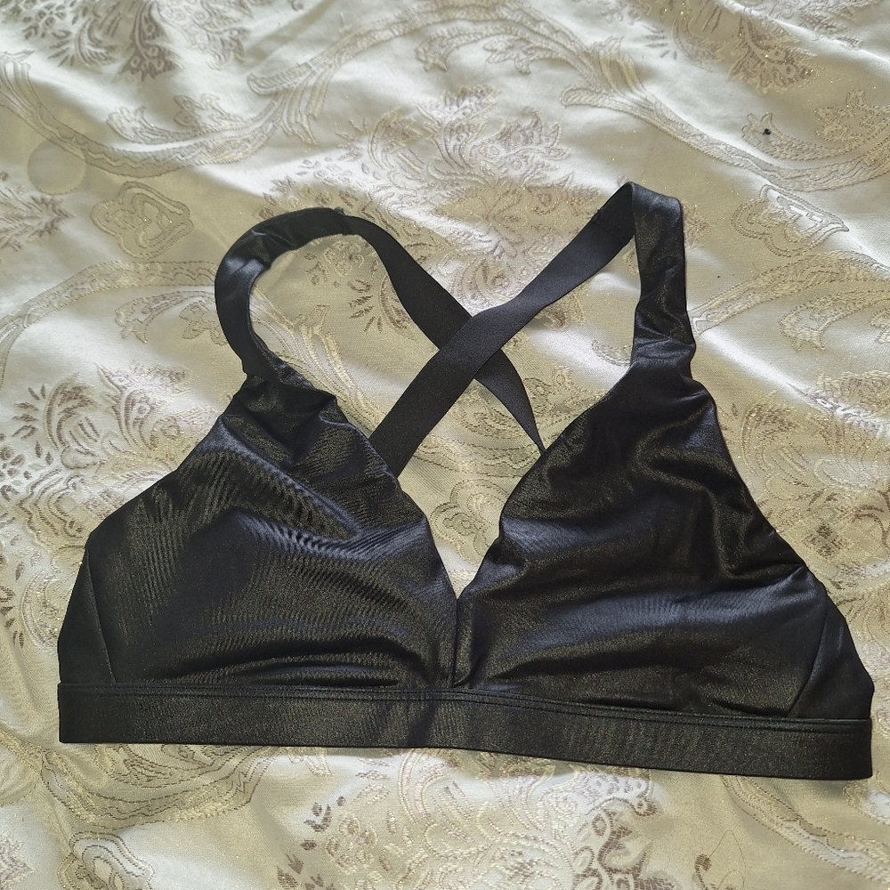 Victoria secret sports bra
